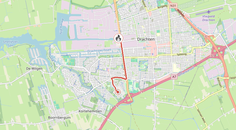 Kaart van de omgeving van de melding, met de kazerne die is gealarmeerd