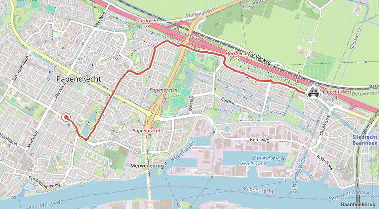 Kaart van de omgeving van de melding, met de kazerne die is gealarmeerd