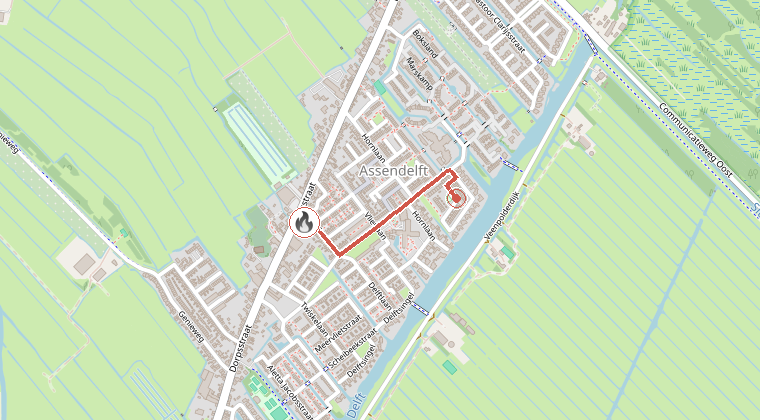 Kaart van de omgeving van de melding, met de kazerne die is gealarmeerd