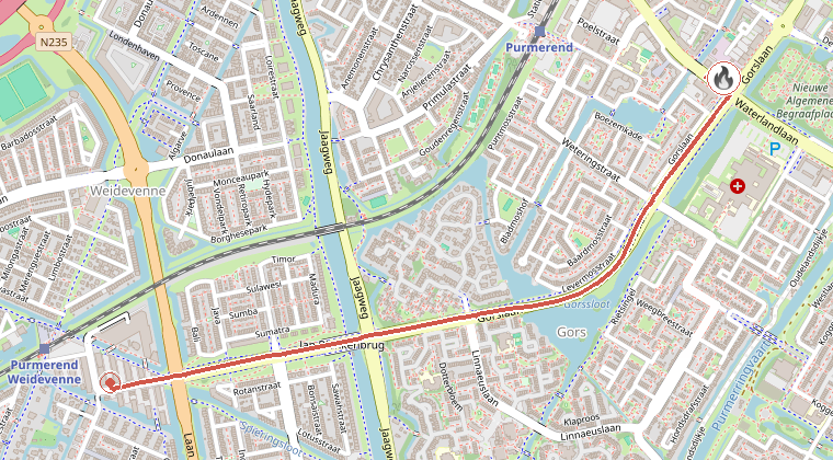 Kaart van de omgeving van de melding, met de kazerne die is gealarmeerd