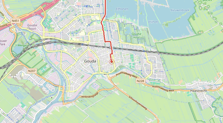 Kaart van de omgeving van de melding, met de kazerne die is gealarmeerd