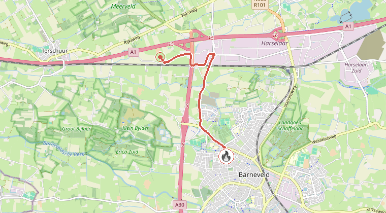Kaart van de omgeving van de melding, met de kazerne die is gealarmeerd