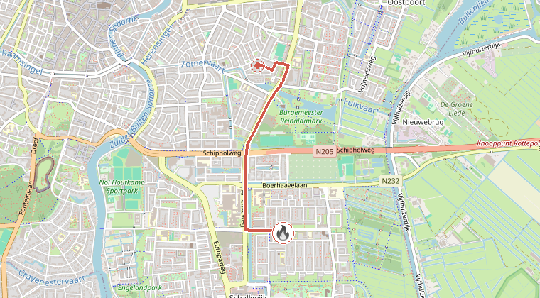 Kaart van de omgeving van de melding, met de kazerne die is gealarmeerd