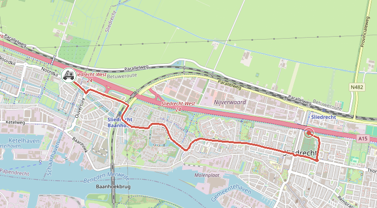 Kaart van de omgeving van de melding, met de kazerne die is gealarmeerd