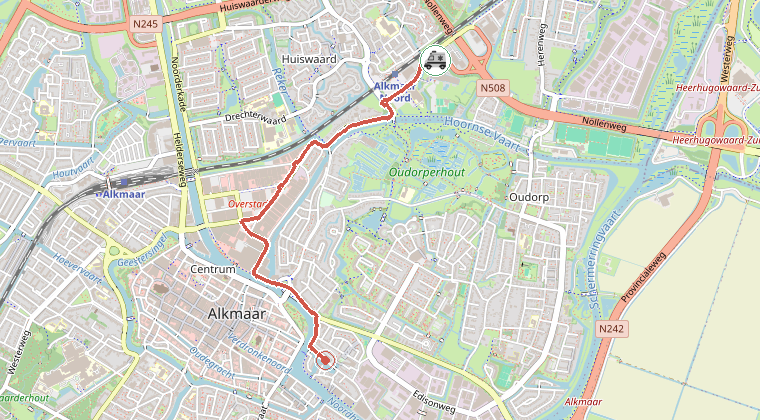 Kaart van de omgeving van de melding, met de kazerne die is gealarmeerd