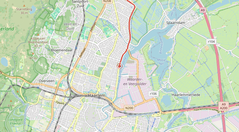 Kaart van de omgeving van de melding, met de kazerne die is gealarmeerd