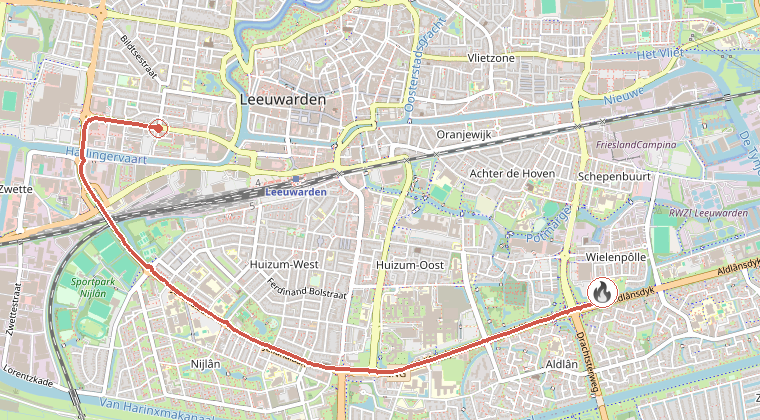 Kaart van de omgeving van de melding, met de kazerne die is gealarmeerd