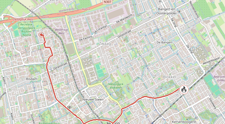Kaart van de omgeving van de melding, met de kazerne die is gealarmeerd