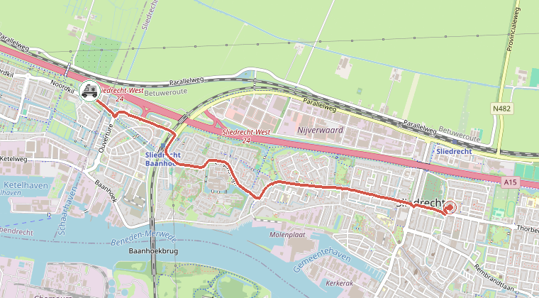 Kaart van de omgeving van de melding, met de kazerne die is gealarmeerd