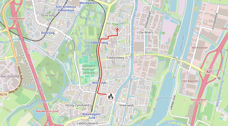 Kaart van de omgeving van de melding, met de kazerne die is gealarmeerd