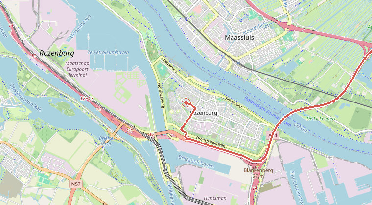 Kaart van de omgeving van de melding, met de kazerne die is gealarmeerd