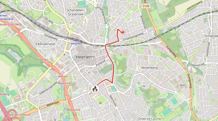 Kaart van de omgeving van de melding, met de kazerne die is gealarmeerd