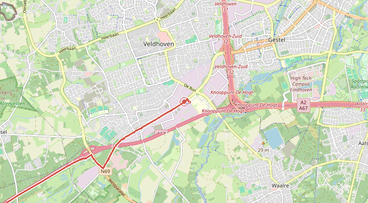 Kaart van de omgeving van de melding, met de kazerne die is gealarmeerd
