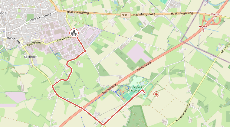 Kaart van de omgeving van de melding, met de kazerne die is gealarmeerd