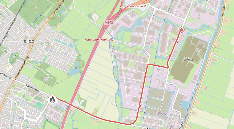 Kaart van de omgeving van de melding, met de kazerne die is gealarmeerd