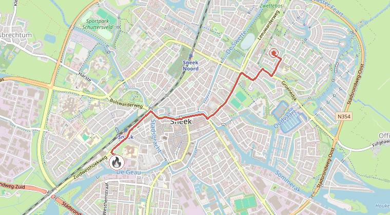 Kaart van de omgeving van de melding, met de kazerne die is gealarmeerd