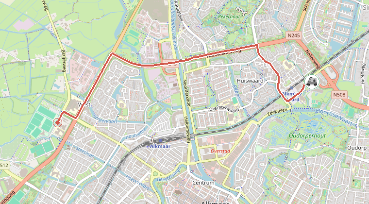 Kaart van de omgeving van de melding, met de kazerne die is gealarmeerd
