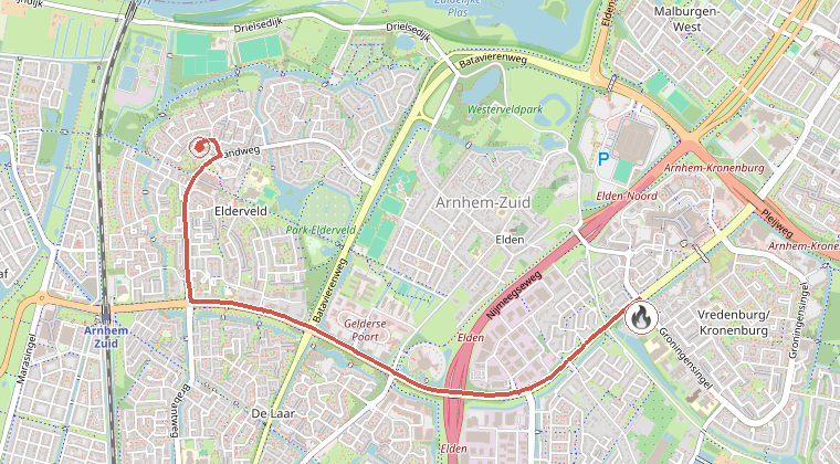 Kaart van de omgeving van de melding, met de kazerne die is gealarmeerd