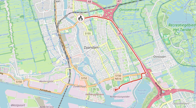 Kaart van de omgeving van de melding, met de kazerne die is gealarmeerd
