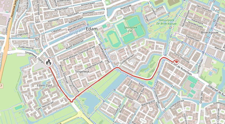 Kaart van de omgeving van de melding, met de kazerne die is gealarmeerd