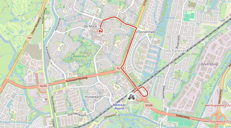 Kaart van de omgeving van de melding, met de kazerne die is gealarmeerd