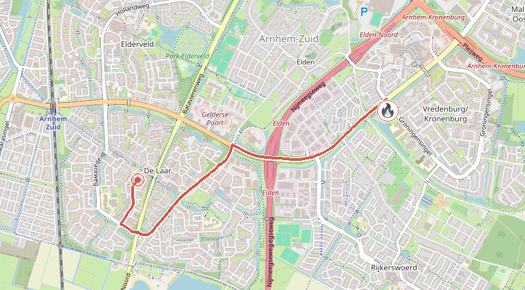 Kaart van de omgeving van de melding, met de kazerne die is gealarmeerd