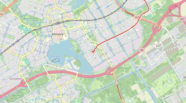 Kaart van de omgeving van de melding, met de kazerne die is gealarmeerd
