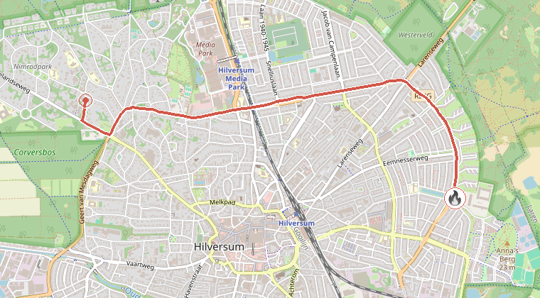 Kaart van de omgeving van de melding, met de kazerne die is gealarmeerd