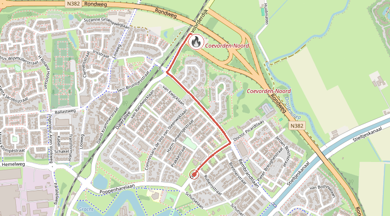 Kaart van de omgeving van de melding, met de kazerne die is gealarmeerd