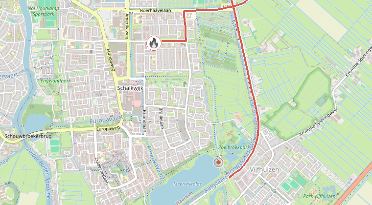 Kaart van de omgeving van de melding, met de kazerne die is gealarmeerd