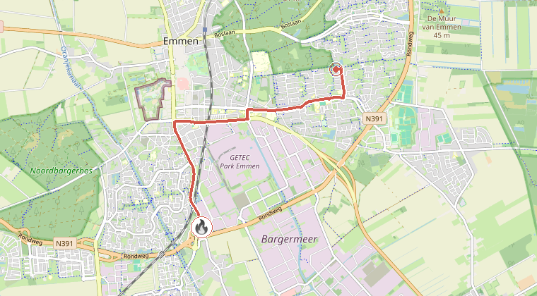 Kaart van de omgeving van de melding, met de kazerne die is gealarmeerd