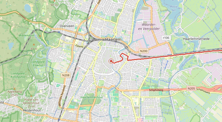 Kaart van de omgeving van de melding, met de kazerne die is gealarmeerd