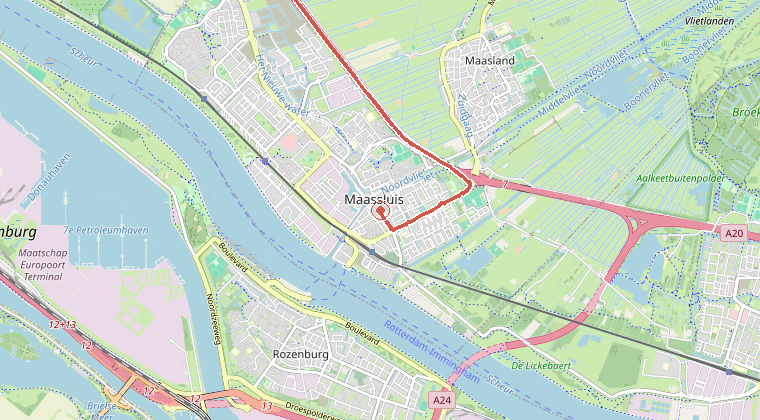 Kaart van de omgeving van de melding, met de kazerne die is gealarmeerd