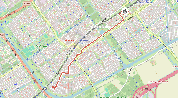 Kaart van de omgeving van de melding, met de kazerne die is gealarmeerd