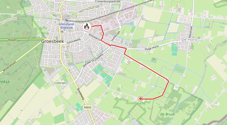 Kaart van de omgeving van de melding, met de kazerne die is gealarmeerd
