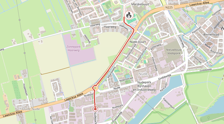 Kaart van de omgeving van de melding, met de kazerne die is gealarmeerd