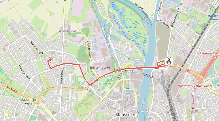 Kaart van de omgeving van de melding, met de kazerne die is gealarmeerd