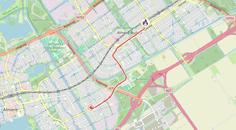 Kaart van de omgeving van de melding, met de kazerne die is gealarmeerd