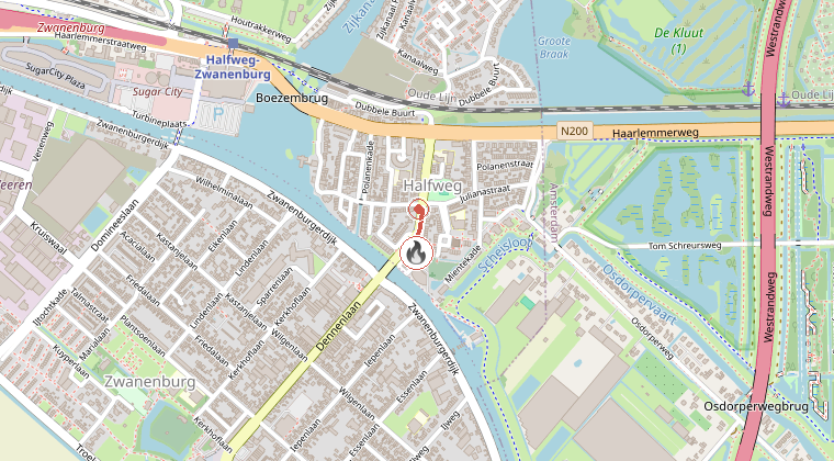 Kaart van de omgeving van de melding, met de kazerne die is gealarmeerd
