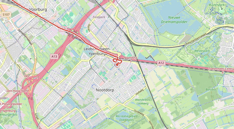 Kaart van de omgeving van de melding, met de kazerne die is gealarmeerd