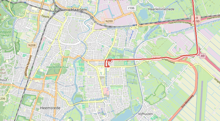 Kaart van de omgeving van de melding, met de kazerne die is gealarmeerd