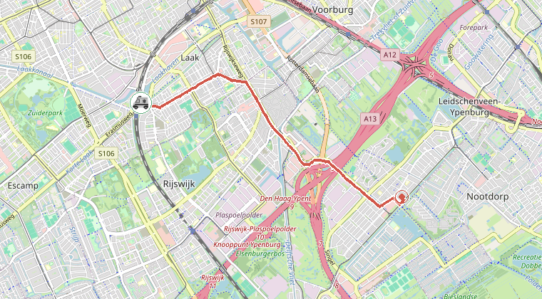 Kaart van de omgeving van de melding, met de kazerne die is gealarmeerd