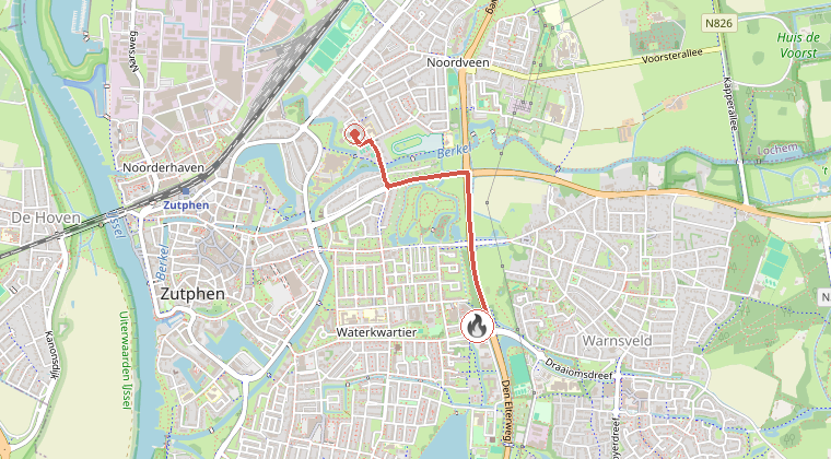 Kaart van de omgeving van de melding, met de kazerne die is gealarmeerd