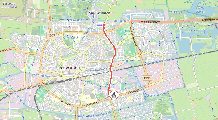 Kaart van de omgeving van de melding, met de kazerne die is gealarmeerd