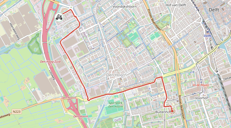 Kaart van de omgeving van de melding, met de kazerne die is gealarmeerd