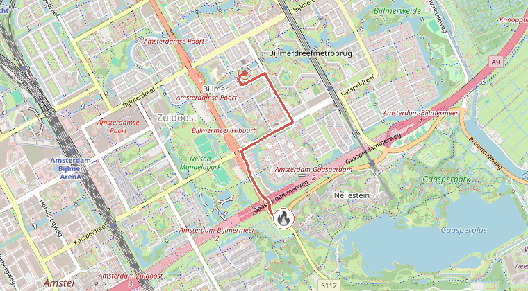 Kaart van de omgeving van de melding, met de kazerne die is gealarmeerd