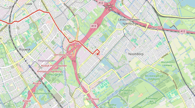 Kaart van de omgeving van de melding, met de kazerne die is gealarmeerd