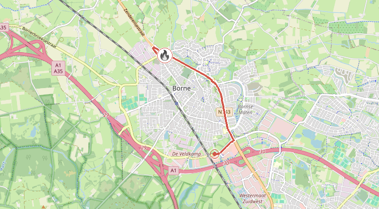 Kaart van de omgeving van de melding, met de kazerne die is gealarmeerd