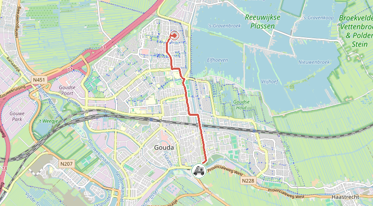 Kaart van de omgeving van de melding, met de kazerne die is gealarmeerd