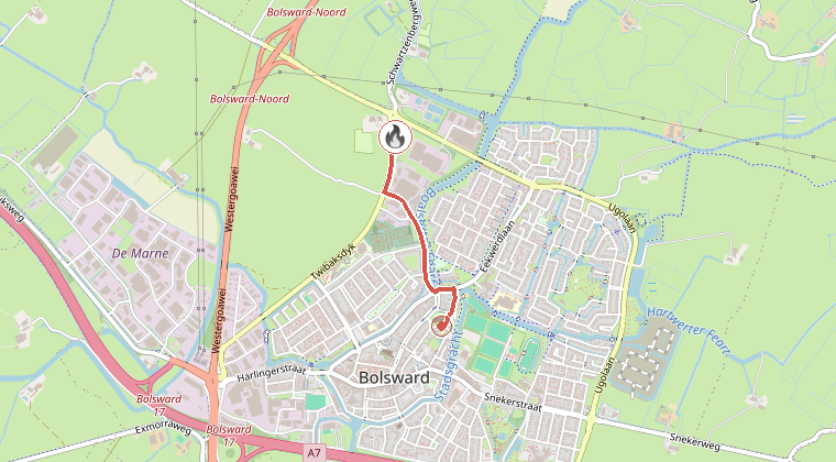 Kaart van de omgeving van de melding, met de kazerne die is gealarmeerd